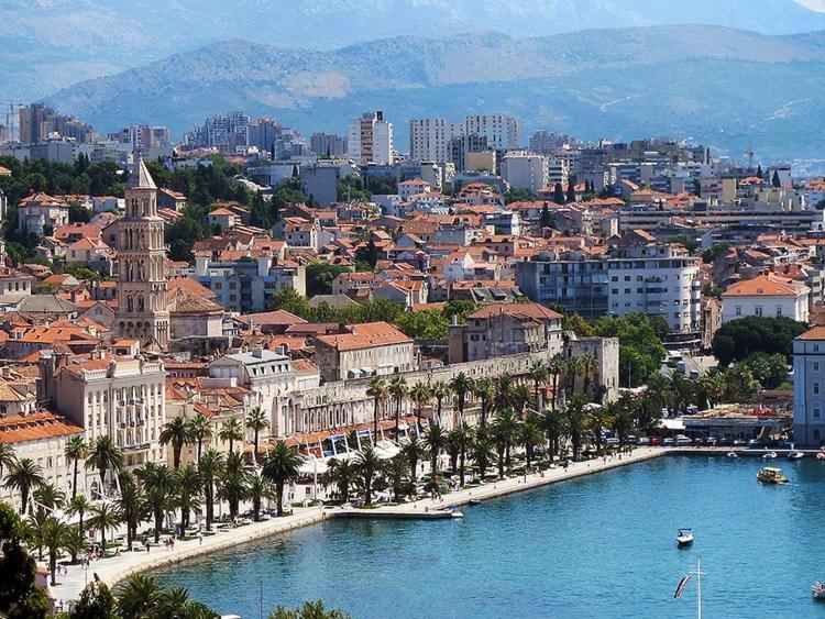 Apartman K&S Kaštela エクステリア 写真